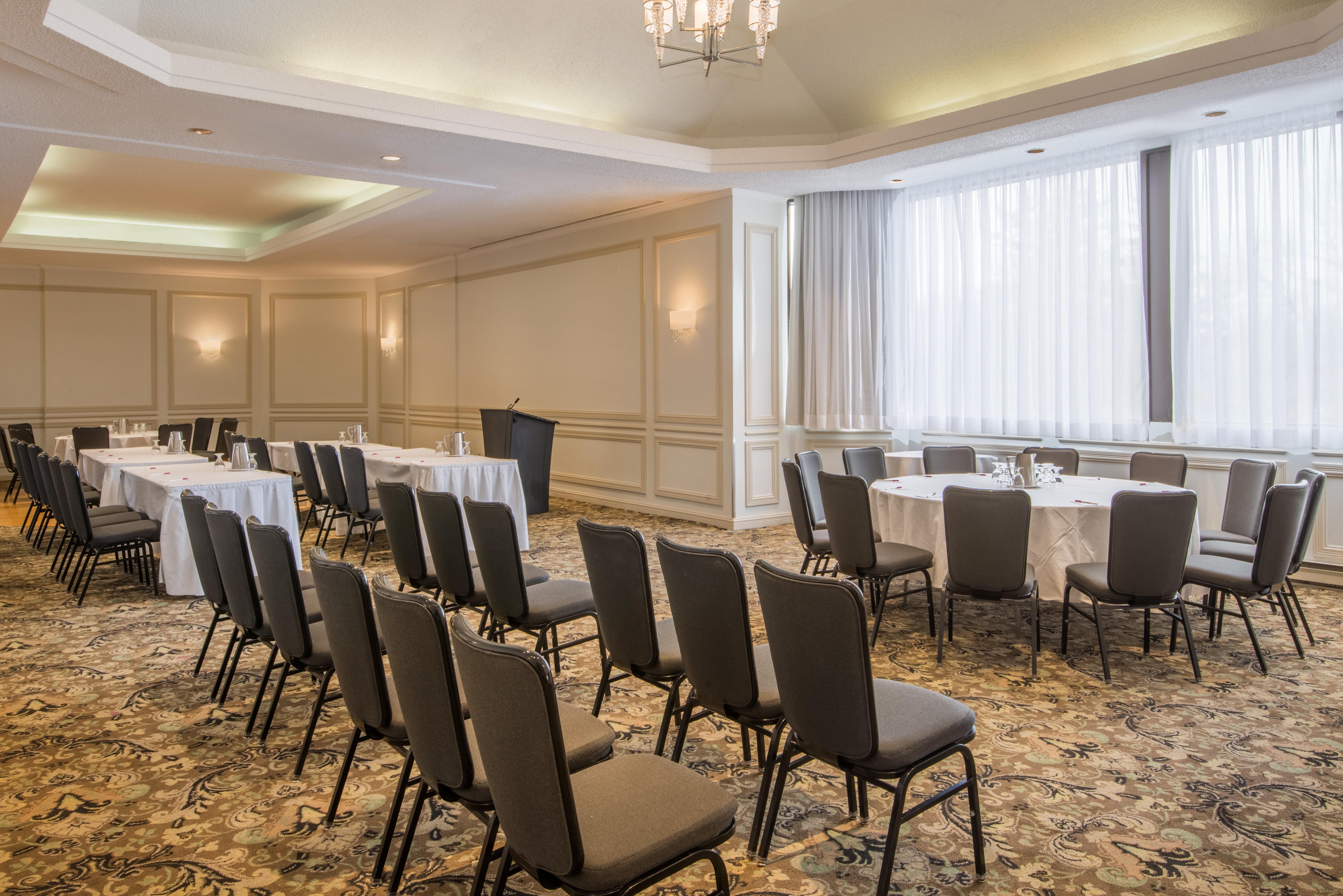 Hotel Chateauneuf Gatineau-Ottawa Bagian luar foto